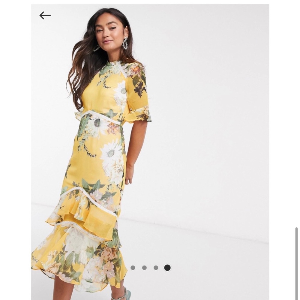 Hope & Ivy Yellow Floral Print Open Back Midaxi Ruffle Hem Dress